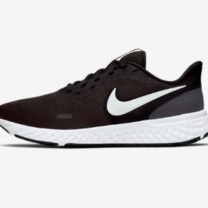 Nike Revolution 5 Women's Road Running Shoes